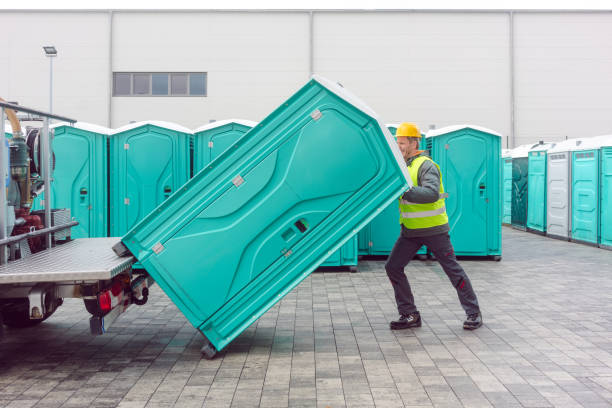 Best Portable restroom trailer rental  in Campbell, FL